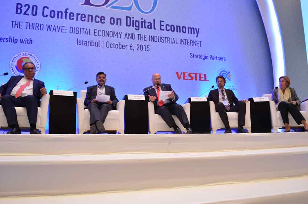THE DIGITAL ECONOMY IS A KEY POLICY RECOMMENDATION AT THE 2015 B20 TURKEY SUMMIT